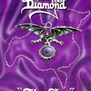 Le texte musical INTO THE CONVENT de KING DIAMOND est également présent dans l'album The eye (1990)
