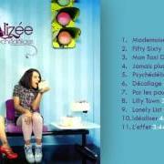 Le texte musical LA IS BONITA de ALIZÉE est également présent dans l'album Alizée   all song