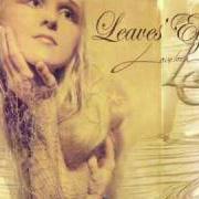 Le texte musical LEAVES WHISPER de LEAVES' EYES est également présent dans l'album Into your light (2004)