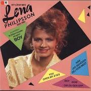 Le texte musical DET GÅR VÄL AN de LENA PHILIPSSON est également présent dans l'album Boy (1987)