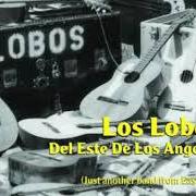 Le texte musical FLOR DE HUEVO de LOS LOBOS est également présent dans l'album Del este de los angeles (just another band from east l.A.) (1978)