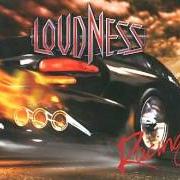 Le texte musical LIVE FOR THE MOMENT de LOUDNESS est également présent dans l'album Racing (2004)