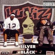 Le texte musical BREAK ME OFF de LUNIZ est également présent dans l'album Silver & black (2002)