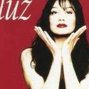 Le texte musical TE OFREZCO LO QUE TENGO de LUZ CASAL est également présent dans l'album Como la flor prometida (1995)