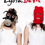 Le texte musical HOLIDAYS de LYDIA est également présent dans l'album Devil (2013)