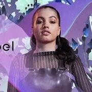 Le texte musical FINDERS KEEPERS de MABEL est également présent dans l'album Ivy to roses (mixtape) (2017)