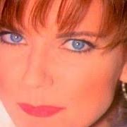 Le texte musical HEART TROUBLE de MARTINA MCBRIDE est également présent dans l'album The way that i am (1993)