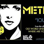 Le texte musical DEAD DISCO de METRIC est également présent dans l'album Old world underground, where are you now? (2003)