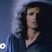 Le texte musical GIVE ME A REASON de MICHAEL BOLTON est également présent dans l'album Michael bolton the early years (1991)