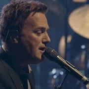 Le texte musical SOVEREIGN OVER US de MICHAEL W. SMITH est également présent dans l'album Sovereign (2014)