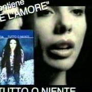Le texte musical MUSICA CHE SCOPPIA de MIETTA est également présent dans l'album Tutto o niente (2000)