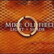 Le texte musical RESOLUTION de MIKE OLDFIELD est également présent dans l'album Light + shade (2005)