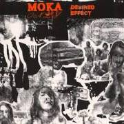 Le texte musical SITTING ON THE PORCH de MOKA ONLY est également présent dans l'album Desired effect (2005)