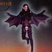 Le texte musical I AM THE WORLD de MORTIIS est également présent dans l'album The stargate (1999)