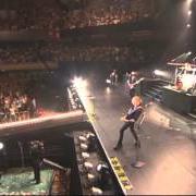 Le texte musical WHOLE WORLD'S GONNA KNOW de MR. BIG est également présent dans l'album Live at budokan (1997)