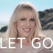 Le texte musical ME AROUND YOU de NATASHA BEDINGFIELD est également présent dans l'album The next chapter (2015)