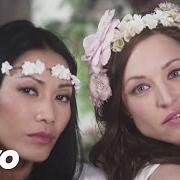 Le texte musical MA JOIE de NATASHA ST-PIER est également présent dans l'album Thérèse / vivre d'amour (2013)