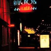 Le texte musical ON THE WAY HOME de NEIL YOUNG est également présent dans l'album Bluenote café (2015)