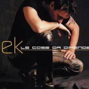 Le texte musical TUTTO DI TE de NEK est également présent dans l'album Le cose da difendere (2002)