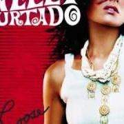 Le texte musical EN LAS MANOS DE DIOS (IN GOD'S HANDS - SPANISH VERSION) de NELLY FURTADO est également présent dans l'album Loose