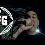 Le texte musical STUBBORN de NEW FOUND GLORY est également présent dans l'album Resurrection (2014)