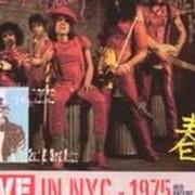 Le texte musical AIN'T GOT NO HOME / DIZZY MISS LIZZIE de NEW YORK DOLLS est également présent dans l'album Red patent leather (1975)