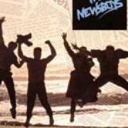 Le texte musical HOLD ON TIGHT de NEWSBOYS est également présent dans l'album Read all about it (1988)