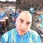 Le texte musical CUP O' TEA de NEWSBOYS est également présent dans l'album Take me to your leader (1996)