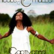 Le texte musical I NEED YOU (EXTENDED) de NICOLE C. MULLEN est également présent dans l'album Captivated (2011)