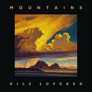 Le texte musical ONLY TICKET OUT de NILS LOFGREN est également présent dans l'album Mountains (2023)