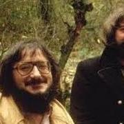 Le texte musical ATOMICA CINESE de NOMADI est également présent dans l'album Album concerto (con guccini) (1979)