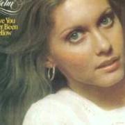 Le texte musical I NEVER DID SING YOU A LOVE SONG de OLIVIA NEWTON-JOHN est également présent dans l'album Have you never been mellow (1975)