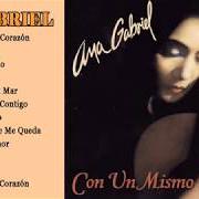 Le texte musical EL GALLO DE ORO de ANA GABRIEL est également présent dans l'album Con un mismo corazón (1997)