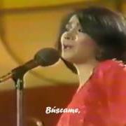 Le texte musical QUE NOS PASO de ANA GABRIEL est également présent dans l'album Un estilo (1990)