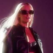 Le texte musical WITHOUT LOVE de PARIS HILTON est également présent dans l'album Infinite icon (2024)