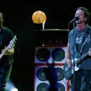 Le texte musical JEREMY de PEARL JAM est également présent dans l'album Let's play two (2017)