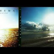 Le texte musical GET OFF, GET OUT de ANATHEMA est également présent dans l'album We're here because we're here (2010)
