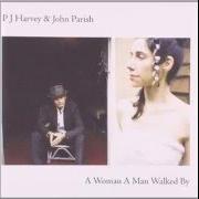 Le texte musical THE CHAIR de PJ HARVEY est également présent dans l'album A woman a man walked by (2009)