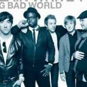 Le texte musical NATURAL DISASTER de PLAIN WHITE T'S est également présent dans l'album Big bad world (2008)