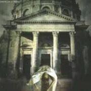 Le texte musical THE MOON TOUCHES YOUR SHOULDER de PORCUPINE TREE est également présent dans l'album Coma divine (1997)