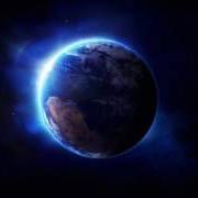 Le texte musical SOMEWHERE HERE ON EARTH de PRINCE est également présent dans l'album Planet earth (2007)