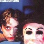 Le texte musical VESTITA COME RA de ANDREA RA est également présent dans l'album Scaccomatto (2002)