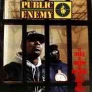 Le texte musical CAUGHT, CAN WE GET A WITNESS? de PUBLIC ENEMY est également présent dans l'album It takes a nation of millions to hold us back (1988)