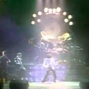 Le texte musical LOVE OF MY LIFE de QUEEN est également présent dans l'album Live killers (1979)