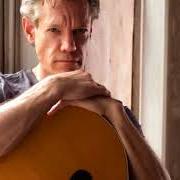 Le texte musical MIND YOUR OWN BUSINESS de RANDY TRAVIS est également présent dans l'album Influence vol. 2: the man i am (2014)