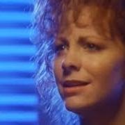 Le texte musical THERE AIN'T NO LOVE de REBA MCENTIRE est également présent dans l'album Heart to heart (1993)