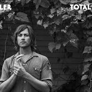 Le texte musical CAROLINE de RHETT MILLER est également présent dans l'album Rhett miller (2009)