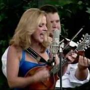 Le texte musical HIT PARADE OF LOVE de RHONDA VINCENT est également présent dans l'album Good thing going (2008)