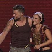 Le texte musical TU RECUERDO de RICKY MARTIN est également présent dans l'album Live: black & white tour (2007)