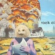 Le texte musical GYPSY QUEEN de RIOT est également présent dans l'album Rock city (1977)